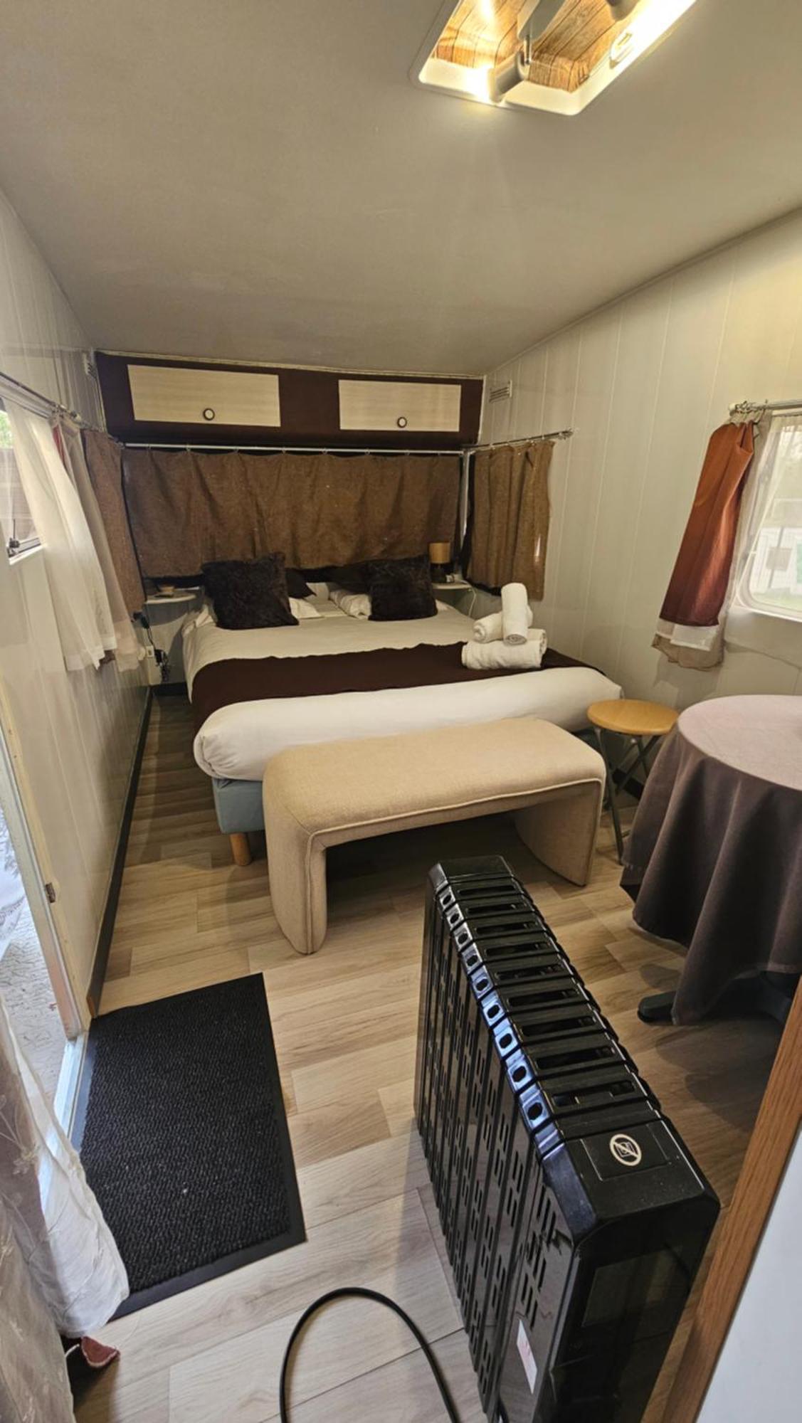 Saint-Barthélemy-de-ValsEsprit Etape住宿加早餐旅馆 外观 照片